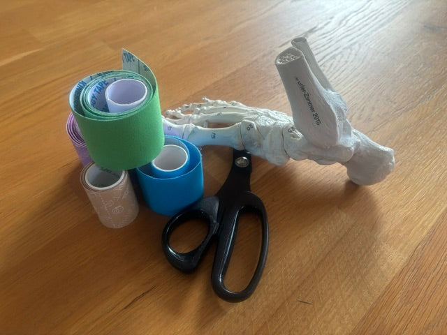 FUSS-TAPING – Verstehen. Kleben. Selbst anwenden. Sa., 21. Nov. 9.00 - 11..00 Uhr